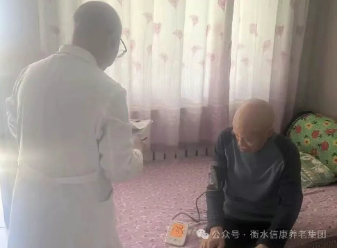 坚守不打烊，平凡劳动暖夕阳